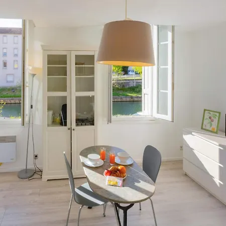 T2 Lumineux Avec Vue Degagee Proche Canal Apartment *