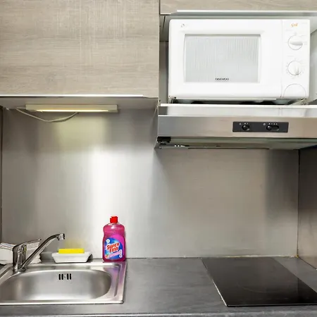Apartment T2 Lumineux Avec Vue Degagee Proche Canal *