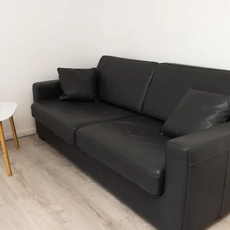 T2 Lumineux Avec Vue Degagee Proche Canal Apartment